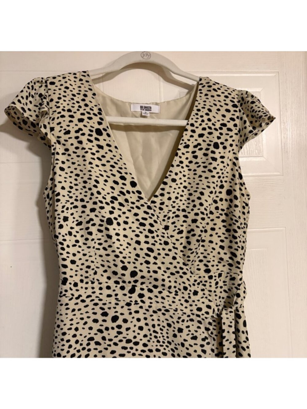 Like New BB Dakota Steve Madden High-Low Wrap Midi Dress Polka Dot Beige Black S - Picture 3 of 11